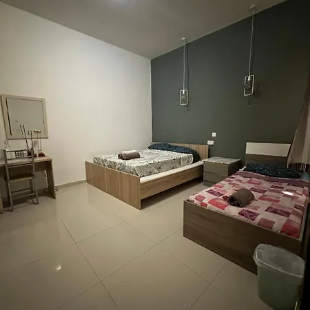 Sliema Spacious With Air-condition Self Check In And Self Check Out 그지라