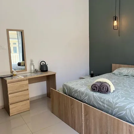 Sliema Spacious With Air-condition Self Check In And Self Check Out Gzira