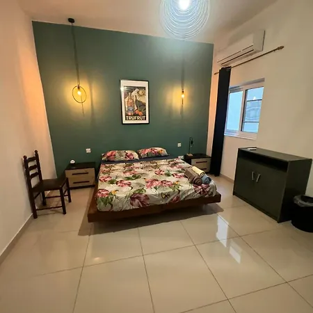 Sliema Spacious With Air-condition Self Check In And Self Check Out Homestay